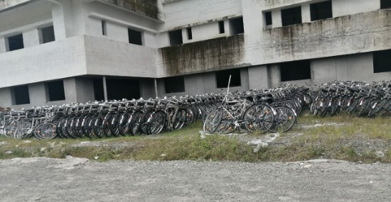 - श्रम विभाग द्वारा खरीदी गई थी हजारों घटिया साइकिलें