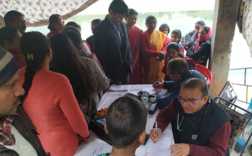 श्रीनगर गढ़वाल में गंगा आरती की 10 वीं वर्षगांठ पर निःशुल्क स्वास्थ्य शिविर का आयोजन