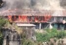 बड़ी खबर: थराली बाजार में पुराने लकड़ी के मकान में भीषण आग, क्षेत्र में मचा हड़कंप